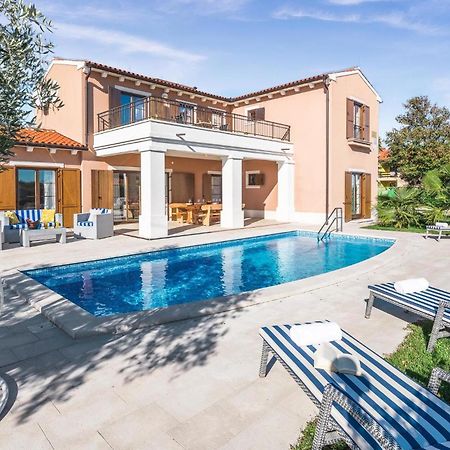 4 Bedroom Gorgeous Home In Barban Exterior photo